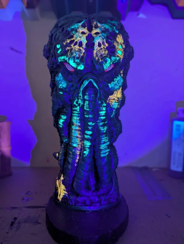 Cthulhu Head Statue - 12" Tall Handpainted Cthulhu Bust with Black Light Detail! H.P. Lovecraft Fan Art Figure - Image 4