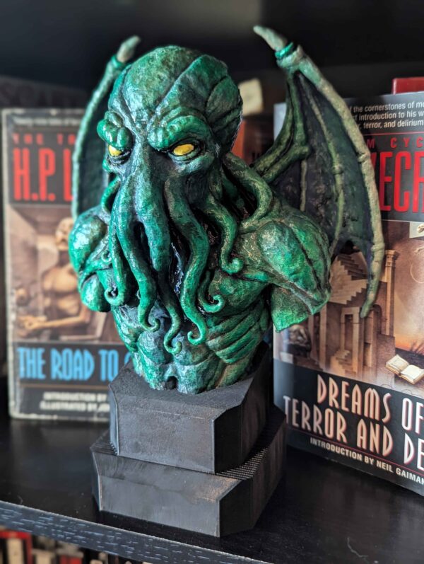 Cthulhu Bust - H.P. Lovecraft Fan Art Statue - Handpainted 10" Tall Cthulhu Figure - Horror Artwork - Bookshelf Decor - Image 2