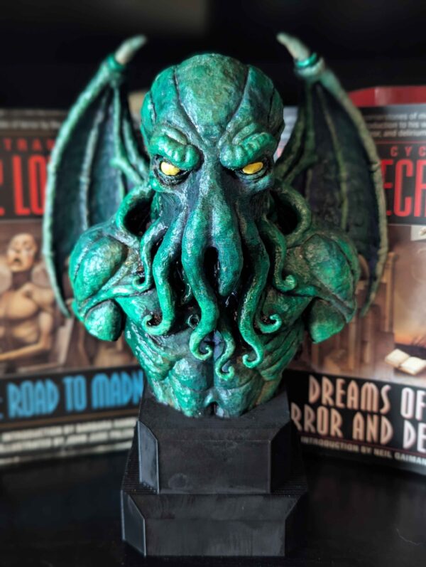 Cthulhu Bust - H.P. Lovecraft Fan Art Statue - Handpainted 10" Tall Cthulhu Figure - Horror Artwork - Bookshelf Decor - Image 3