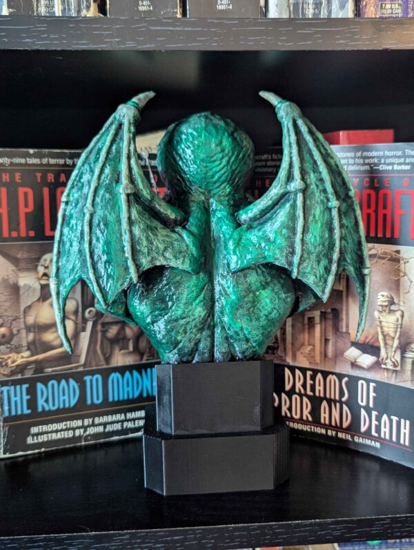 Cthulhu Bust - H.P. Lovecraft Fan Art Statue - Handpainted 10" Tall Cthulhu Figure - Horror Artwork - Bookshelf Decor - Image 4