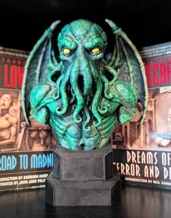 Cthulhu Bust - H.P. Lovecraft Fan Art Statue - Handpainted 10" Tall Cthulhu Figure - Horror Artwork - Bookshelf Decor - Image 5